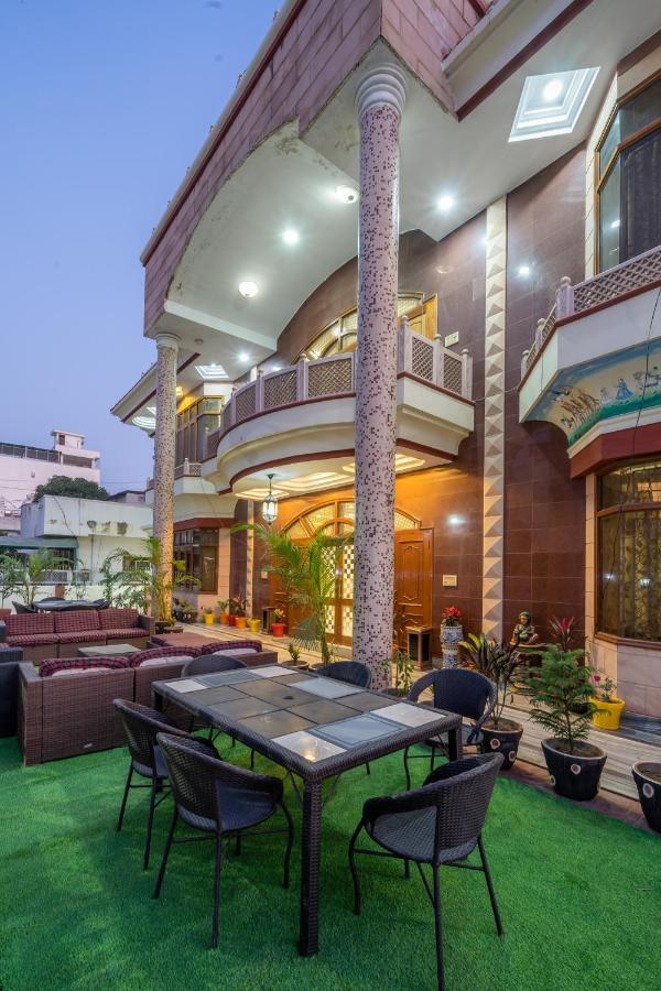 V Inn Villa 자이푸르 외부 사진